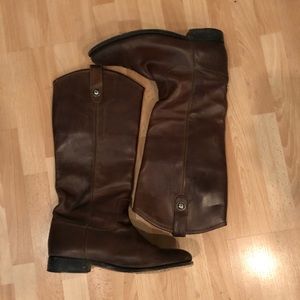 FRYE BOOTS / SIZE 9 / MELISSA BOOT